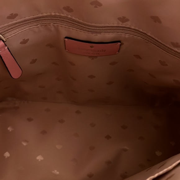 Good as new Kate spade pink purse - Picture 3 of 4